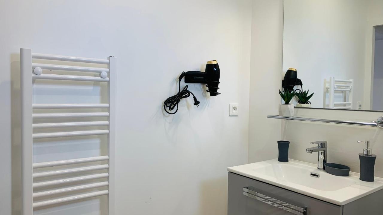 La Fregate Maison Avec Piscine/Parking/Wifi/Plages 5Kms レ・マトゥ エクステリア 写真