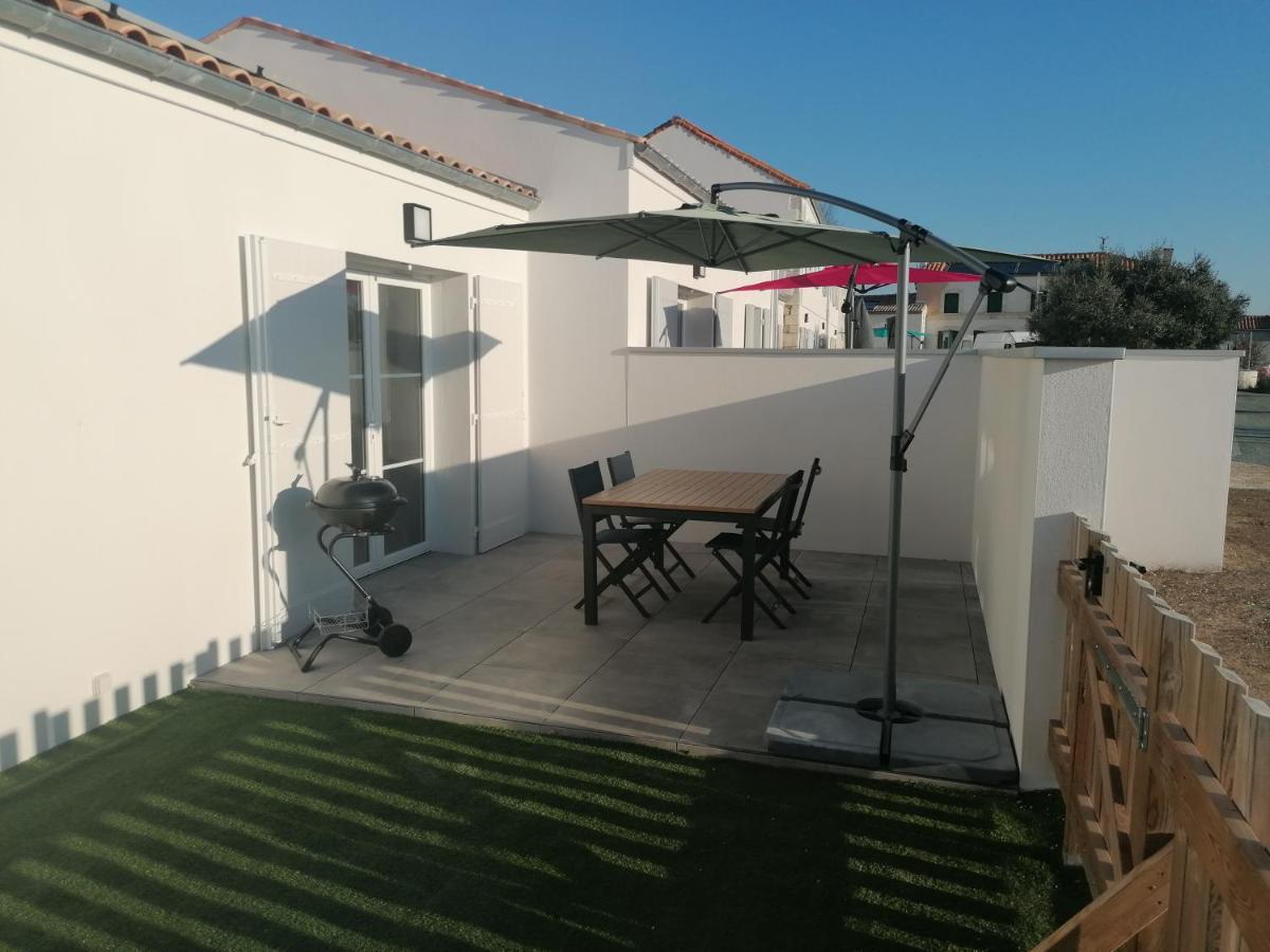 La Fregate Maison Avec Piscine/Parking/Wifi/Plages 5Kms レ・マトゥ エクステリア 写真