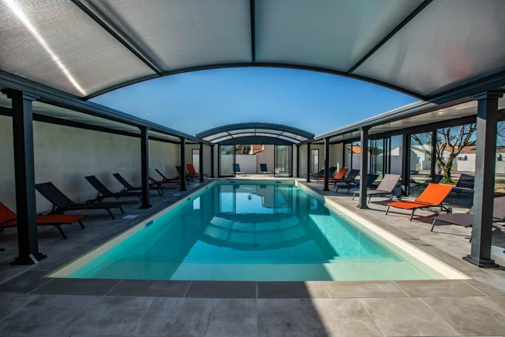 La Fregate Maison Avec Piscine/Parking/Wifi/Plages 5Kms レ・マトゥ エクステリア 写真