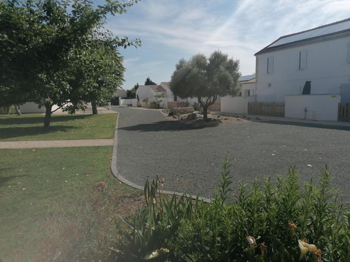 La Fregate Maison Avec Piscine/Parking/Wifi/Plages 5Kms レ・マトゥ エクステリア 写真